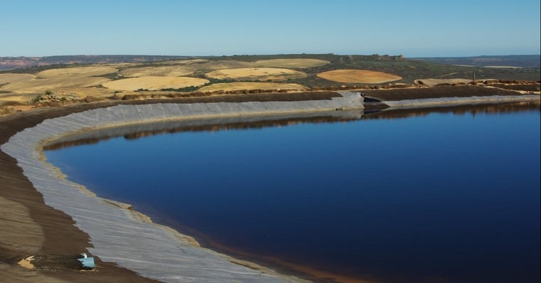 Where crops severely lack water they are supplied through irrigation by hand, hose, drip, sprinkler, gun or pivot. Sources are surface water from rivers, lakes and dams and drilled or bricked wells.